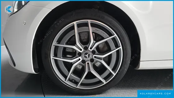 MERCEDES E-CLASS E220D 4MATIC AMG LINE
