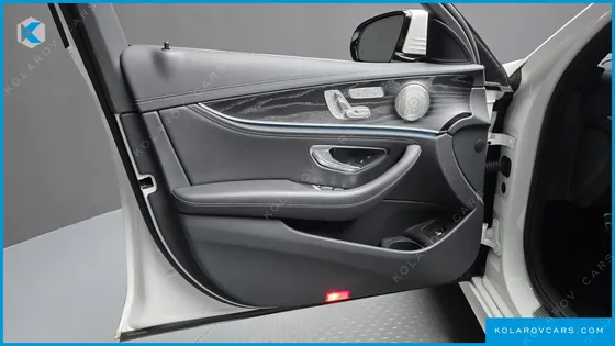 MERCEDES E-CLASS E220D 4MATIC AMG LINE