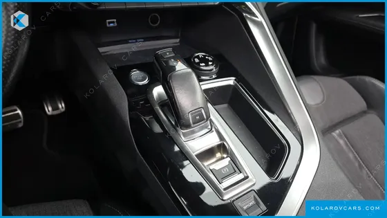 PEUGEOT 3008 1.6 BLUEHDI GT LINE
