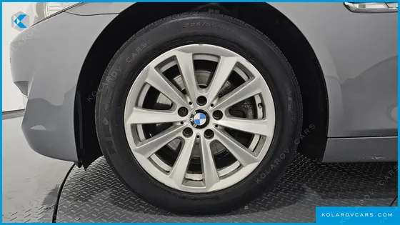 BMW 5 SERIES 520D