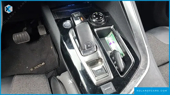 PEUGEOT 3008 1.5 BLUEHDI ALLURE