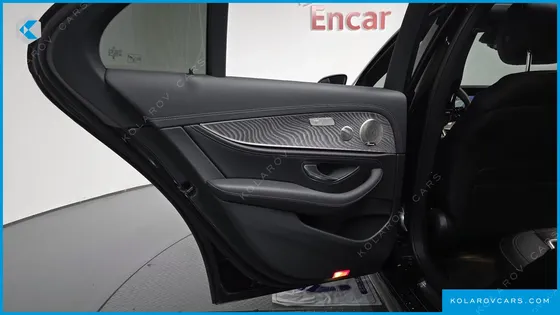MERCEDES E-CLASS E350 4MATIC AMG LINE
