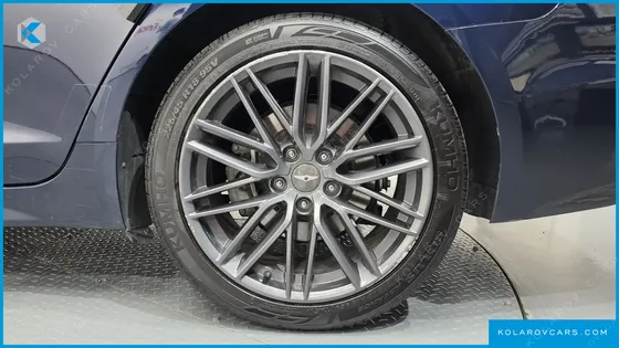 GENESIS G70 2.0T AWD