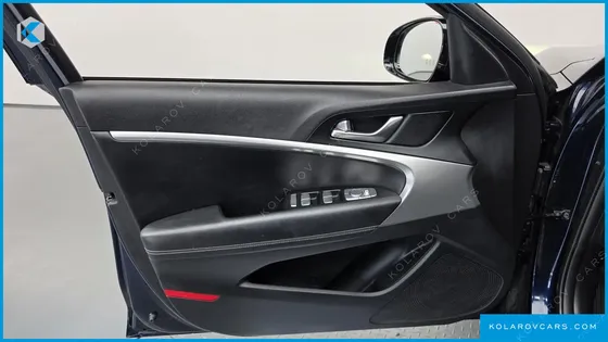 GENESIS G70 2.0T AWD