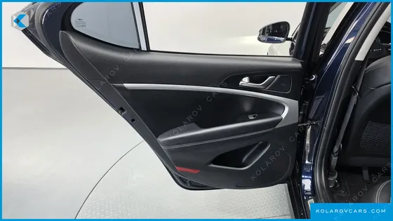 GENESIS G70 2.0T AWD