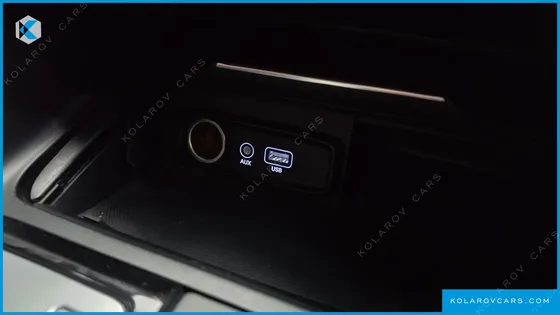 GENESIS G70 2.0T AWD