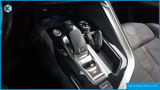 PEUGEOT 3008 1.5 BLUEHDI ALLURE