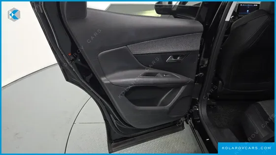 PEUGEOT 3008 1.5 BLUEHDI ALLURE