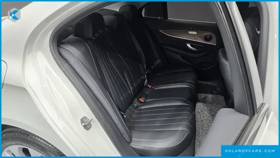 MERCEDES E-CLASS E220D 4MATIC EXCLUSIVE