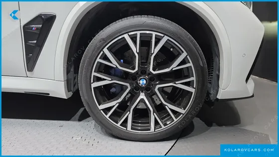 BMW X5M 4.4 COMPETITION