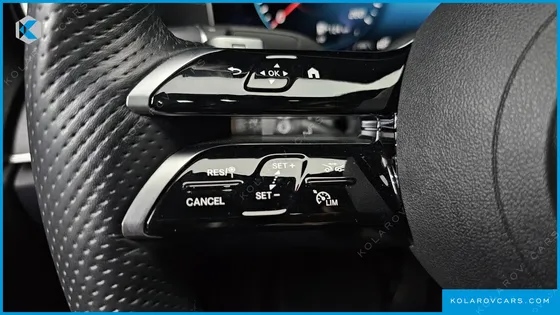 MERCEDES E-CLASS E220D 4MATIC AMG LINE