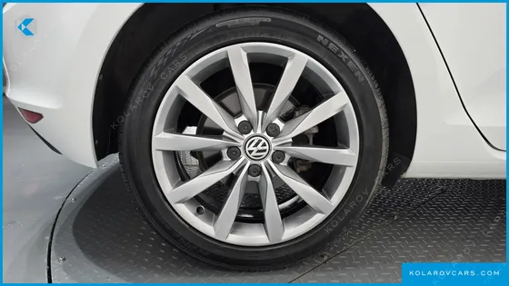 VOLKSWAGEN GOLF 2.0 TDI