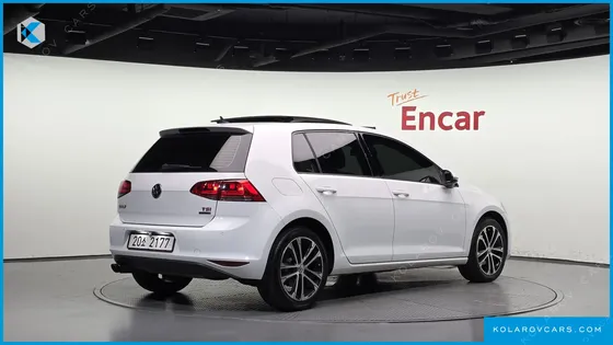 VOLKSWAGEN GOLF 1.4 TSI PREMIUM
