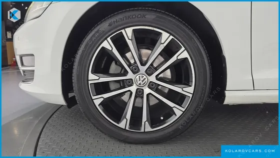VOLKSWAGEN GOLF 1.4 TSI PREMIUM