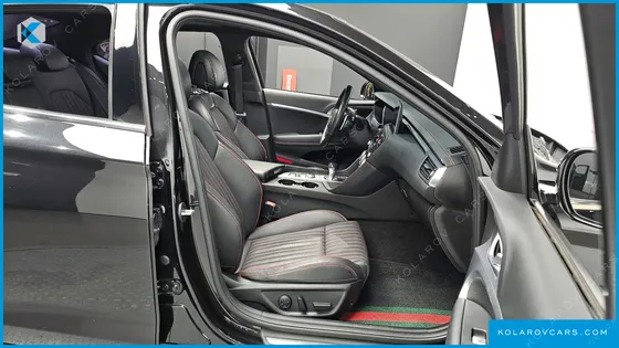 GENESIS G70 2.0T AWD