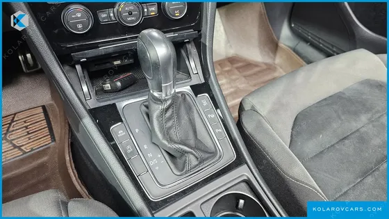 VOLKSWAGEN GOLF 2.0 TDI