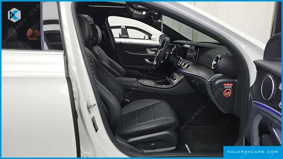 MERCEDES E-CLASS E220D 4MATIC AMG LINE