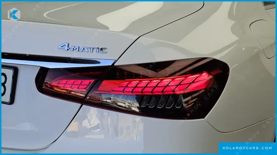 MERCEDES E-CLASS E220D 4MATIC AMG LINE