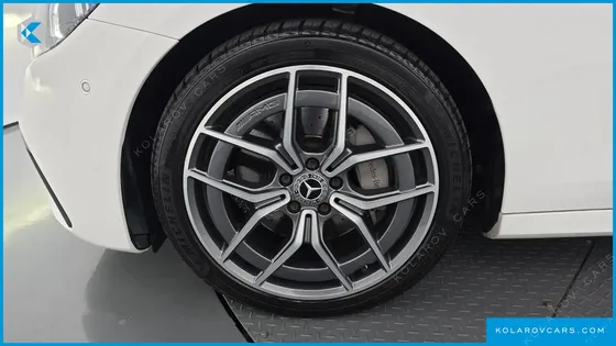 MERCEDES E-CLASS E220D 4MATIC AMG LINE