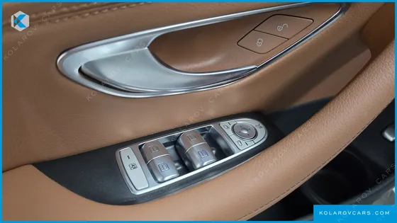 MERCEDES E-CLASS E220D 4MATIC AMG LINE