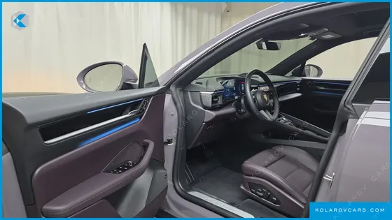 PORSCHE MACAN BASE 4