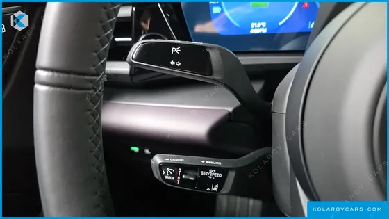 PORSCHE MACAN BASE 4