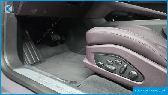 PORSCHE MACAN BASE 4