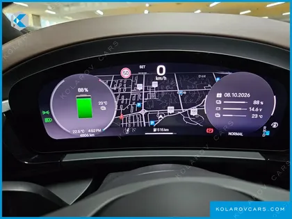 PORSCHE MACAN BASE 4