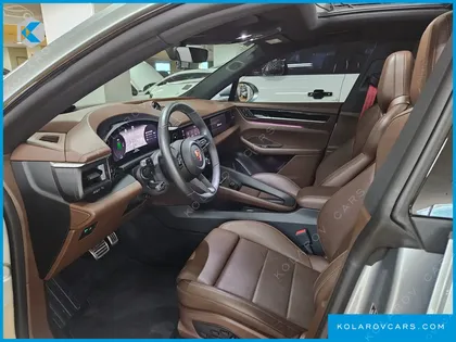PORSCHE MACAN BASE 4