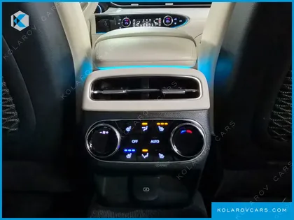 GENESIS GV70 E-AWD