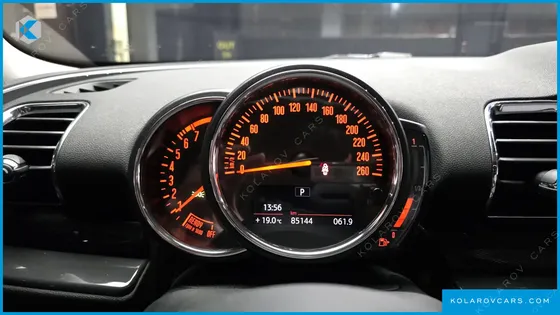 MINI CLUBMAN STANDARD