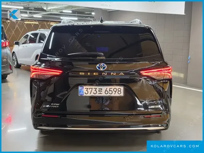 TOYOTA SIENNA 2.5 HYBRID AWD