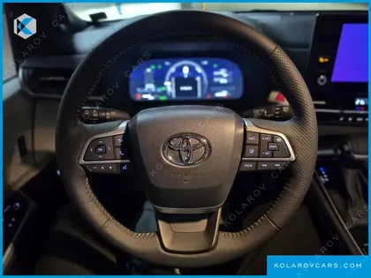 TOYOTA SIENNA 2.5 HYBRID AWD