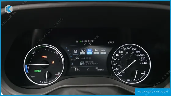 TOYOTA SIENNA 2.5 HYBRID 2WD