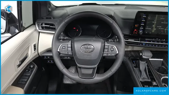 TOYOTA SIENNA 2.5 HYBRID 2WD