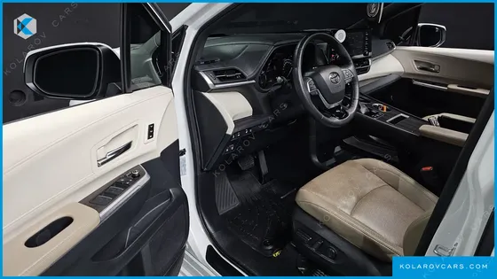 TOYOTA SIENNA 2.5 HYBRID 2WD