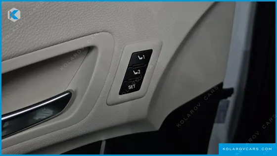 TOYOTA SIENNA 2.5 HYBRID 2WD
