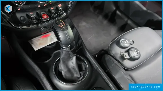 MINI CLUBMAN STANDARD