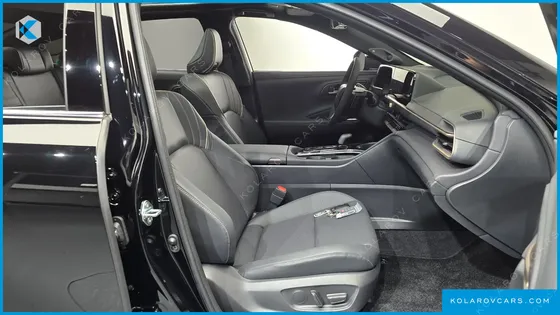 TOYOTA CROWN 2.4 4WD DUAL BOOST HYBRID