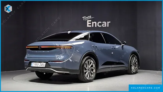 TOYOTA CROWN 2.5 4WD HYBRID