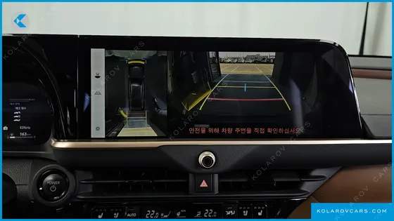 TOYOTA CROWN 2.5 4WD HYBRID