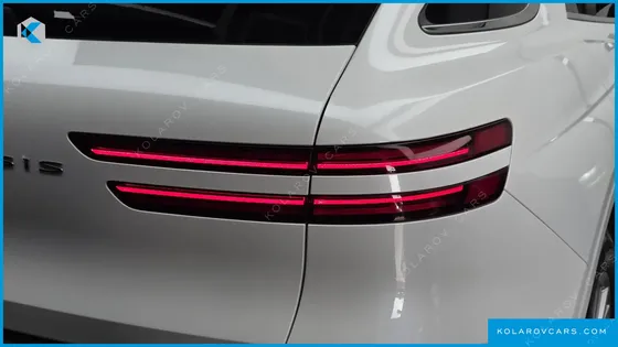 GENESIS GV70 2.5T GASOLINE 2WD