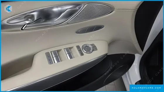 GENESIS GV70 2.5T GASOLINE 2WD