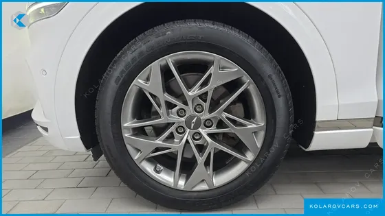 GENESIS GV70 2.5T GASOLINE 2WD