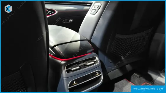 GENESIS GV70 2.5T GASOLINE 2WD