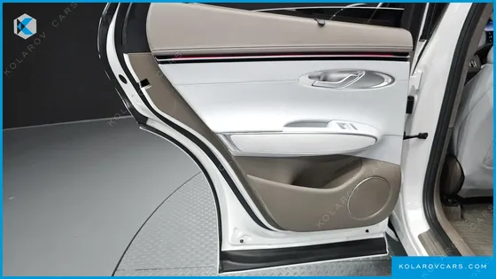GENESIS GV70 2.5T GASOLINE 2WD