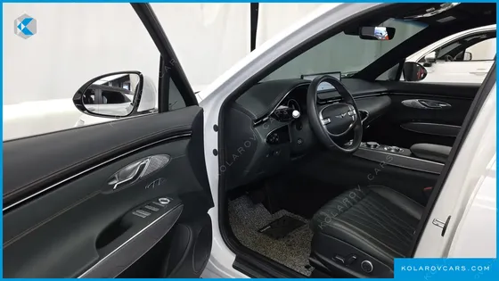 GENESIS GV70 2.5T GASOLINE 2WD
