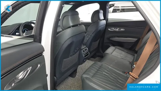 GENESIS GV70 2.5T GASOLINE 2WD