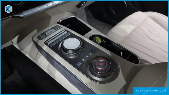 GENESIS GV70 2.5T GASOLINE 2WD