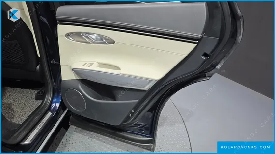 GENESIS GV70 2.5T GASOLINE 2WD